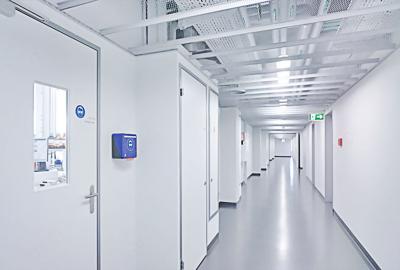 國(guó)家藥監(jiān)局關(guān)于將牙膏中過(guò)硬顆粒的檢驗(yàn)方法等7項(xiàng)方法納入化妝品安全技術(shù)規(guī)范（2015年版）的通告（2025年第18號(hào)）